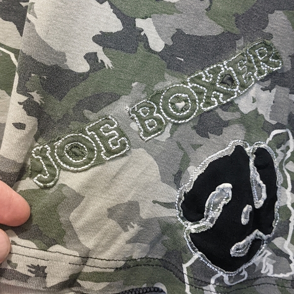 Black-sleeved Camo - Picture 3 of 4